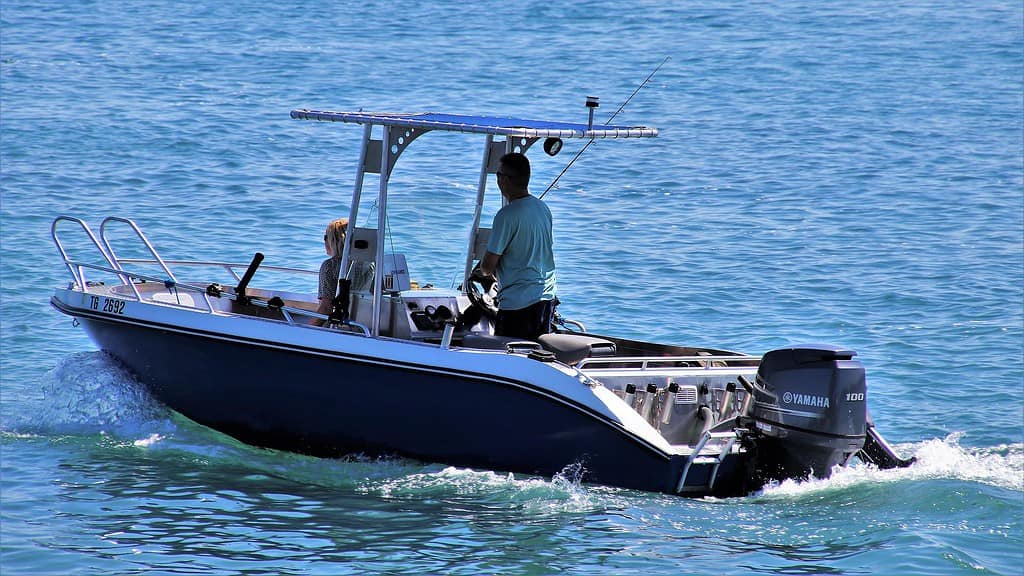 Fishing boat with outboard engine