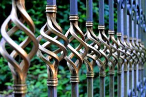 What to Consider When Choosing a Security Fence