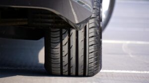 Choosing the Right Tire for Your Performance Car
