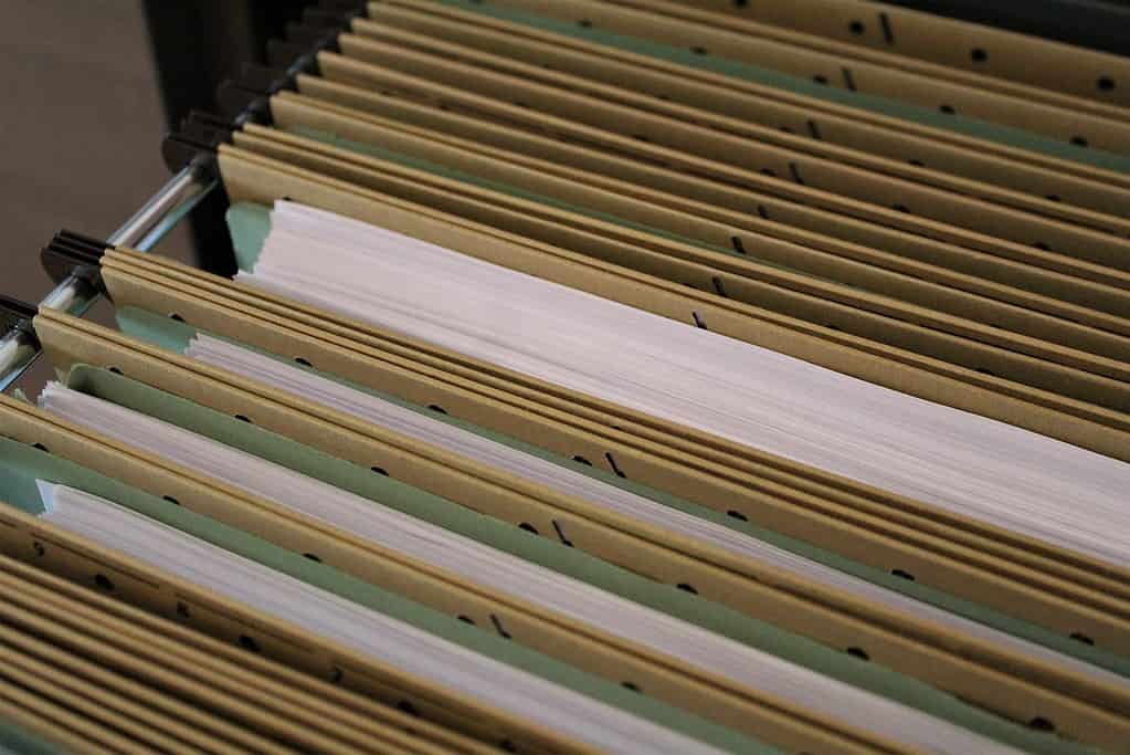 Hanging files
